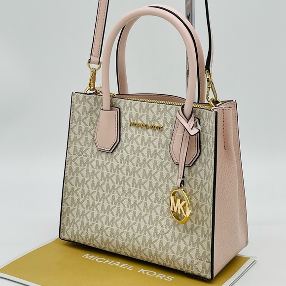 Michael Kors Medium Mercer Messenger Crossbody Bag - Picture 4 of 10